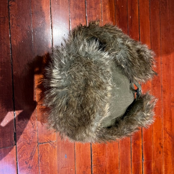 Windriver nylon insulated aviator style hat - Picture 6 of 9